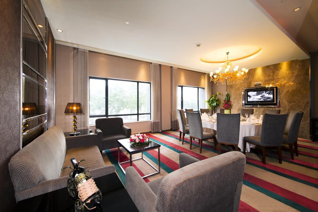 Four Seasons Rayli Hotel Ningbo Exteriör bild