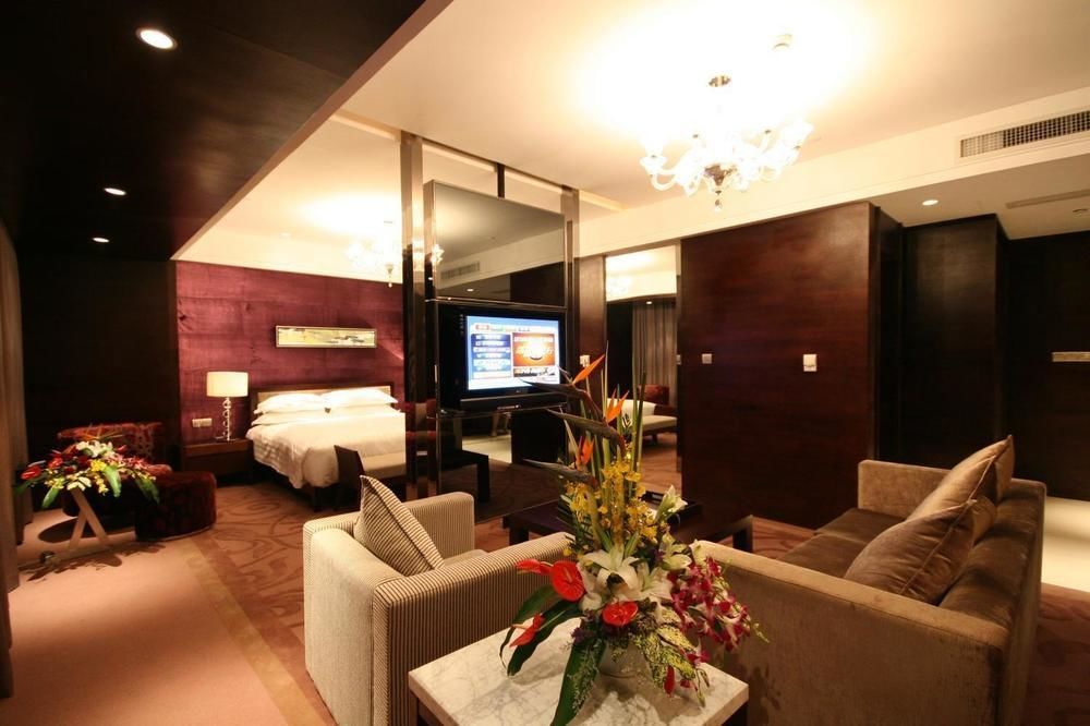 Four Seasons Rayli Hotel Ningbo Exteriör bild