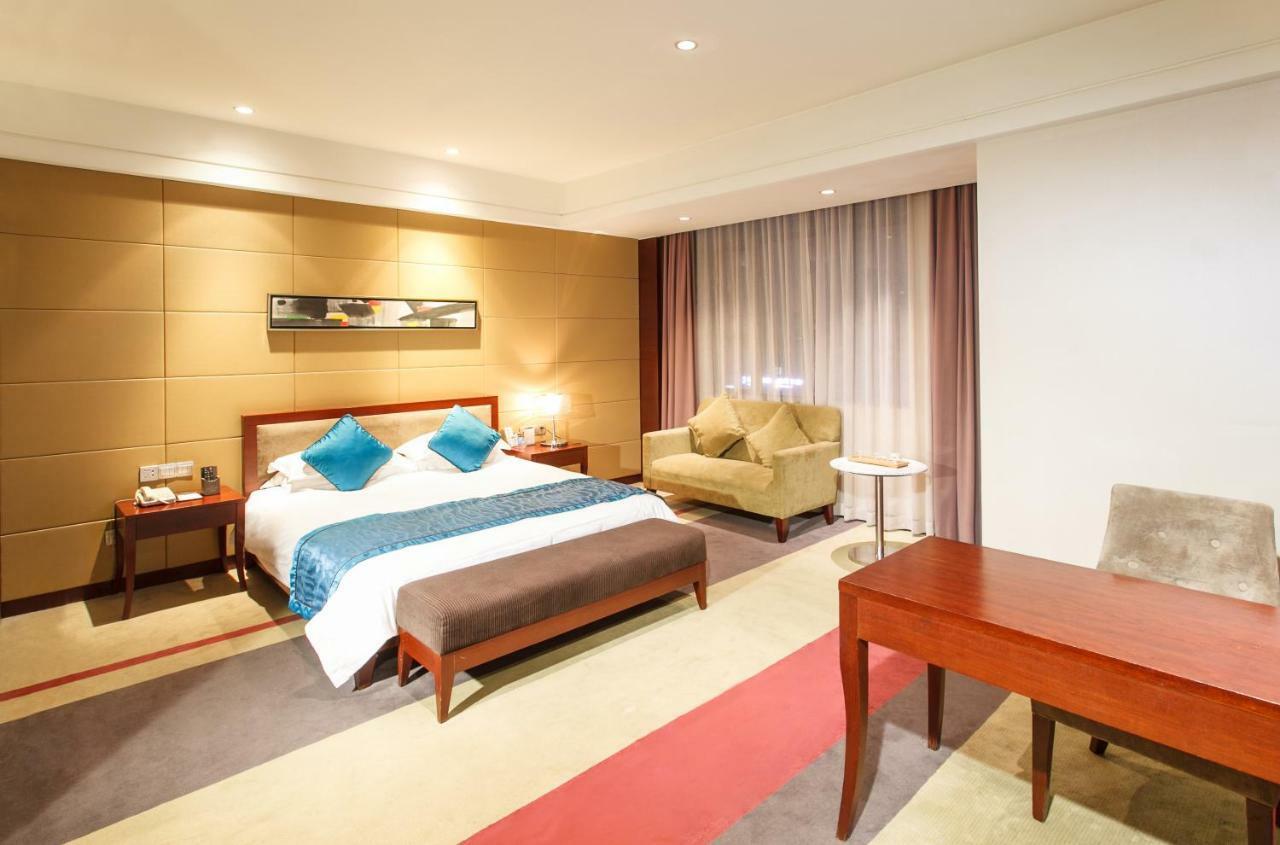 Four Seasons Rayli Hotel Ningbo Exteriör bild