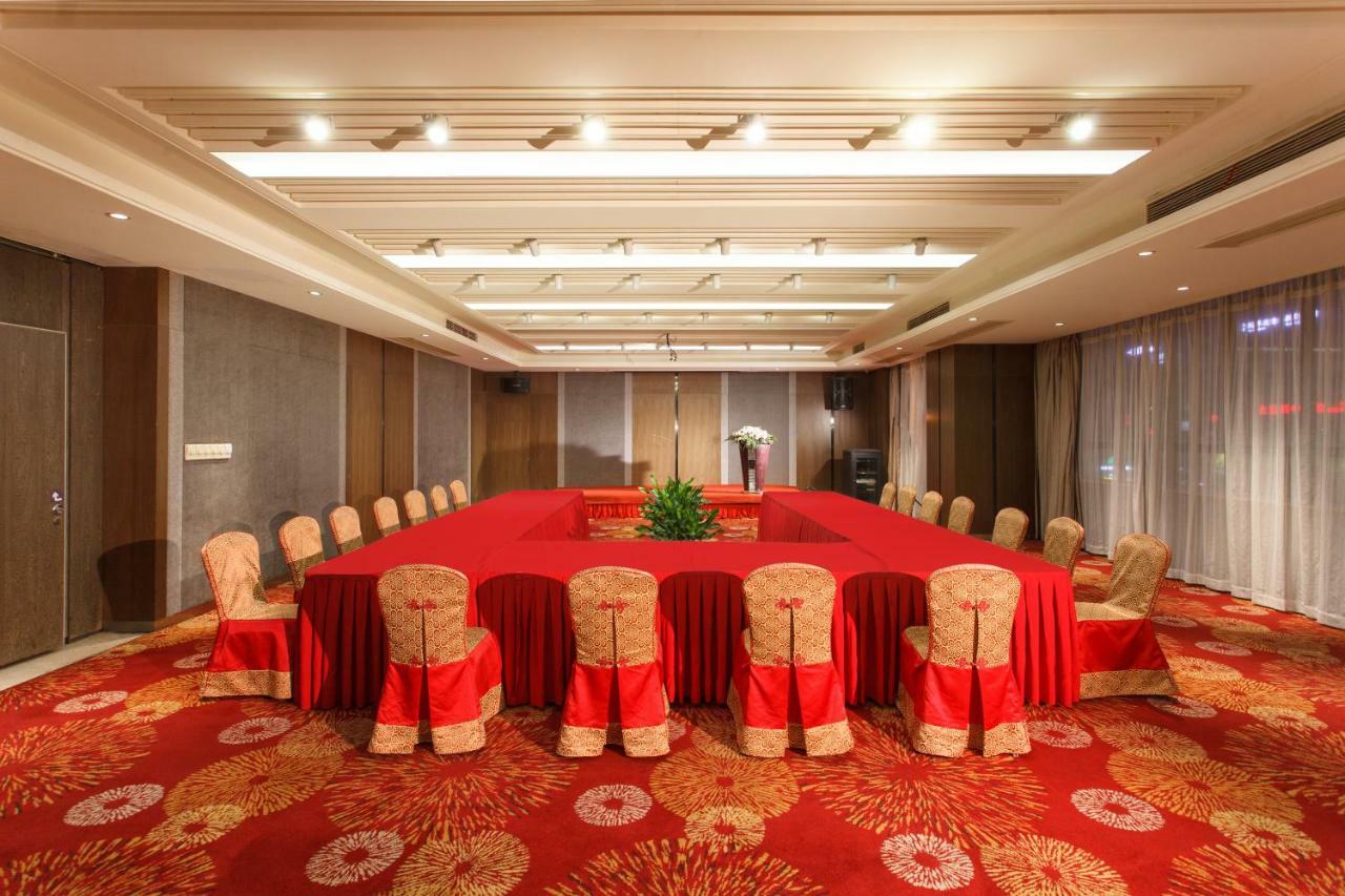 Four Seasons Rayli Hotel Ningbo Exteriör bild