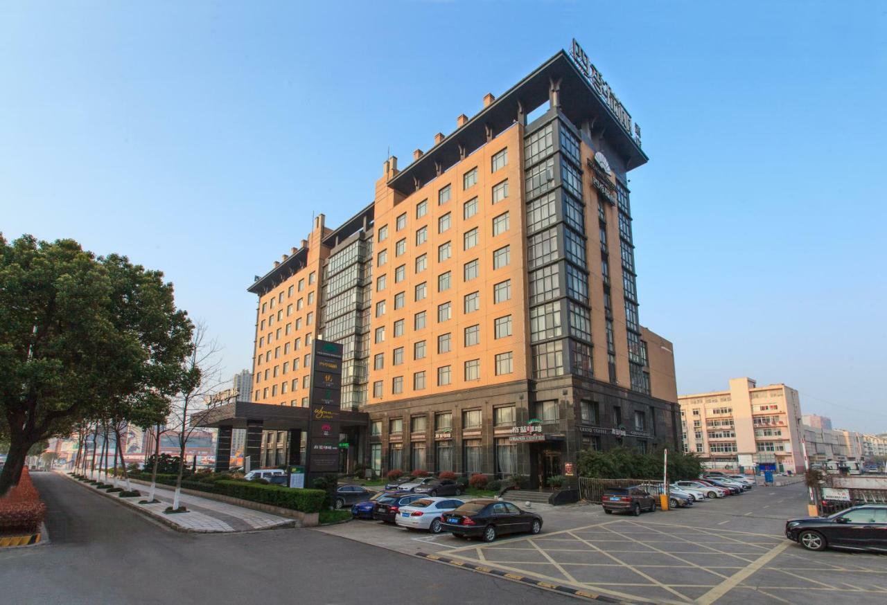 Four Seasons Rayli Hotel Ningbo Exteriör bild